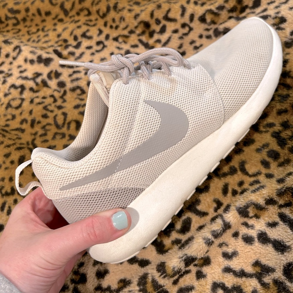 Beige Nike Roshe Running Sneakers